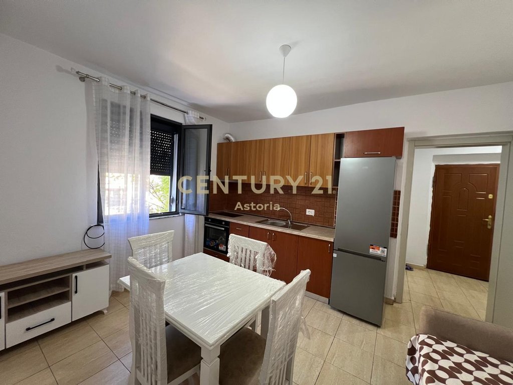 Apartamento 2+1 en alquiler, calle mine peza