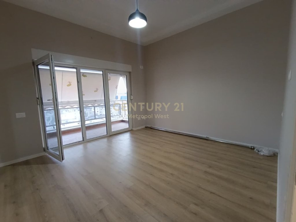 Apartament 2+1+2 per shitje tek art n'lagje !! (5)