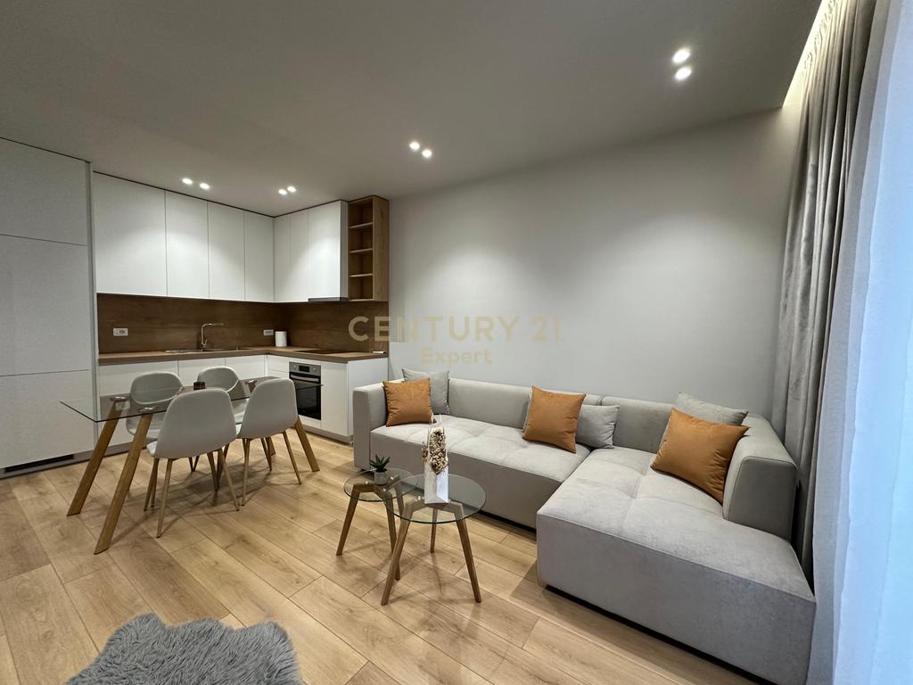 Apartament 2+1+2+post parkimi prane spak (3)