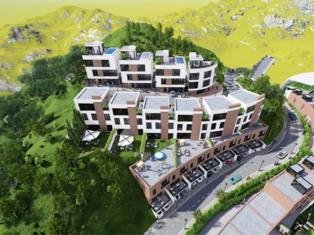 Duplex për shitje në kodrën e diellit