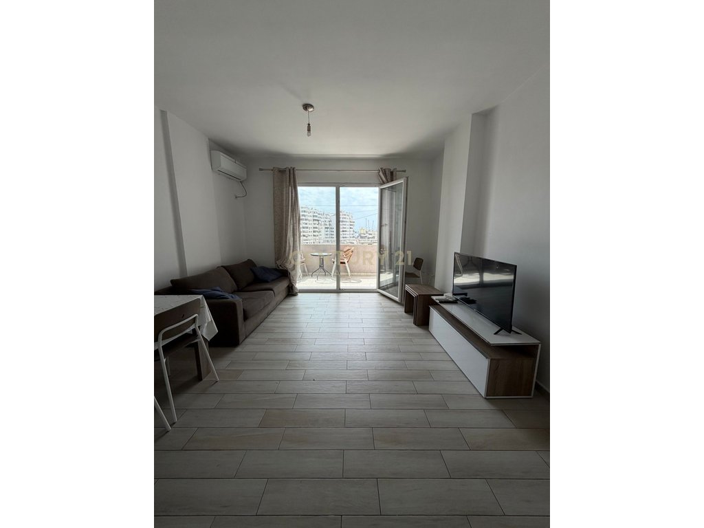 Apartament 1+1 me qira në zonën stacioni i trenit, Durrës. (4)