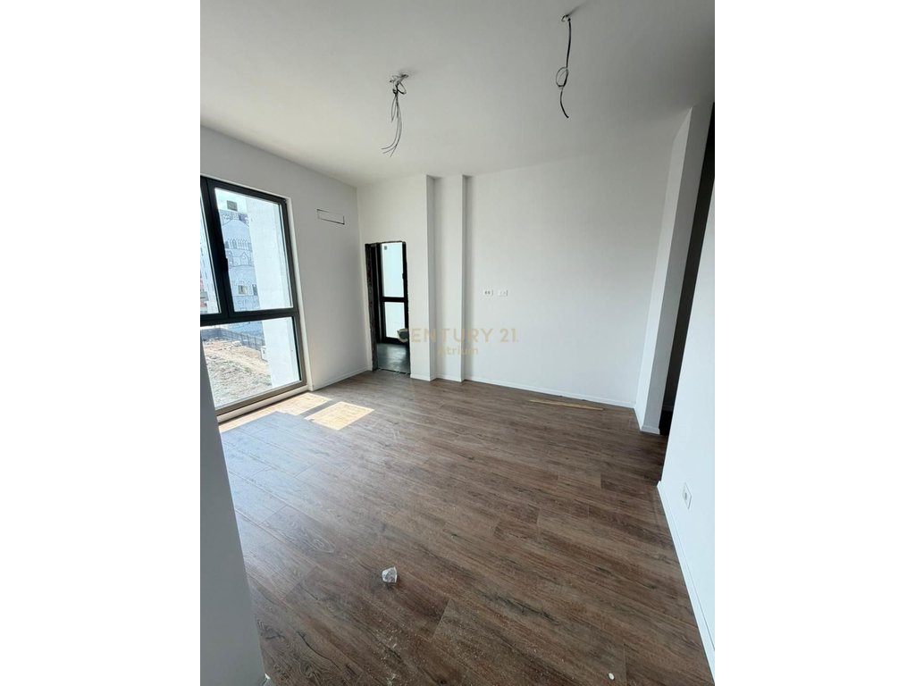 Appartement 2+1 seulement à Tirana park avenue!!! (2)
