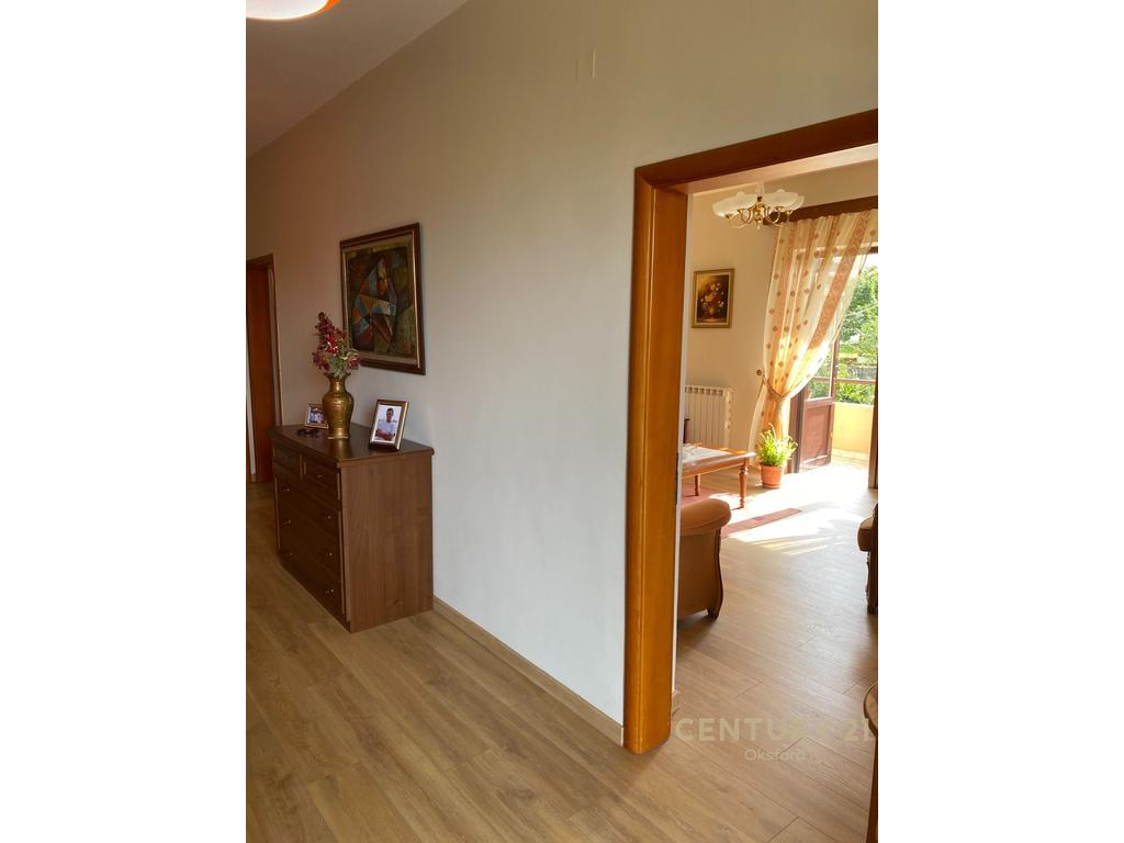 Apartment for rent 3+1 with parking space near the student city (5)