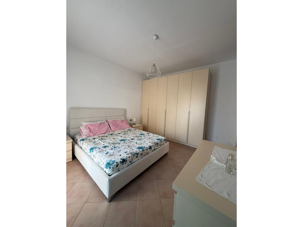 Apartamento 1+1 en venta en “Rruga E Cipajve”, Vlorë!! (3)