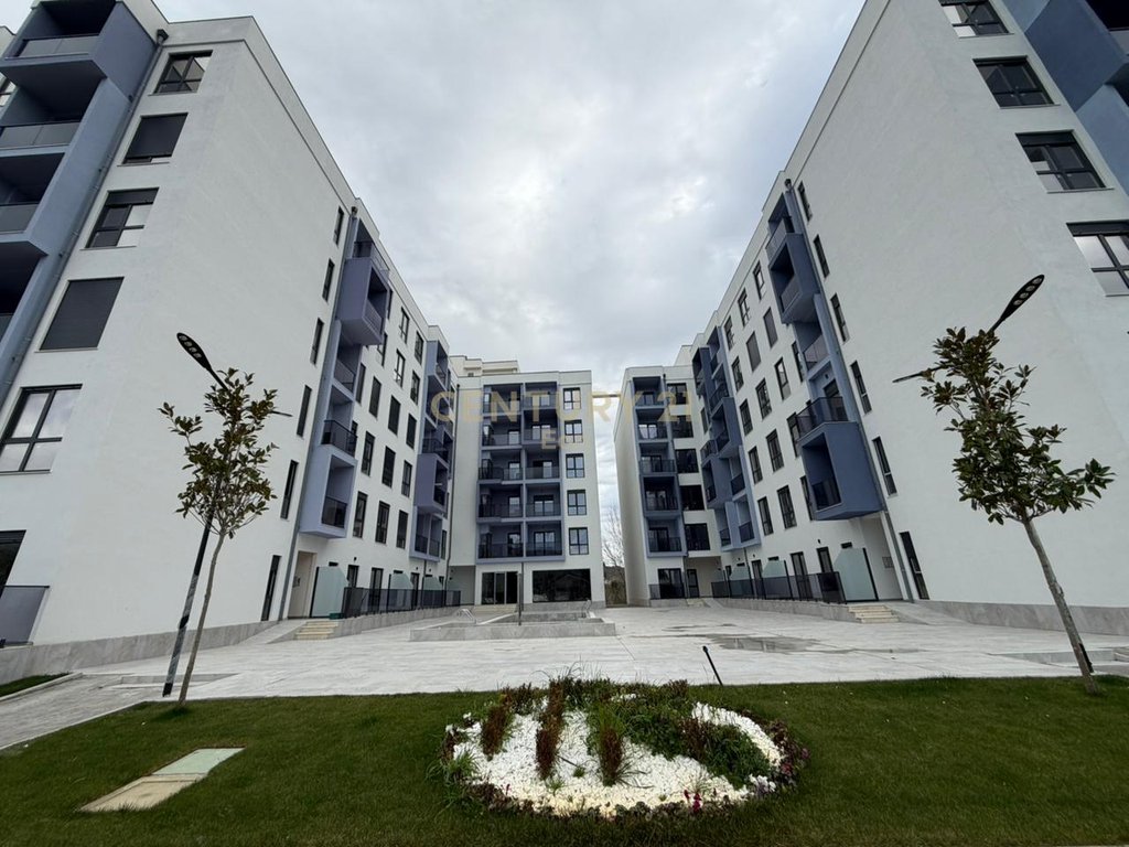 Appartement 1+1 à vendre au "Adriatik Garden" à golem!