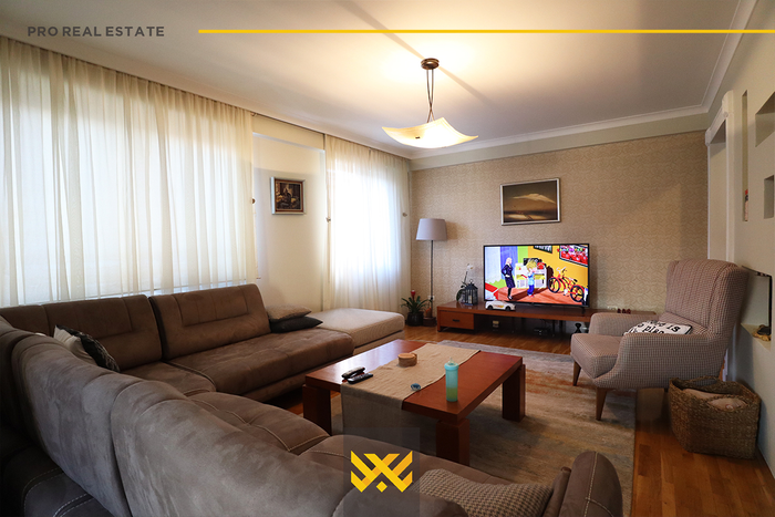 Apartamento de 127m² à venda no bairro muhaxherëve