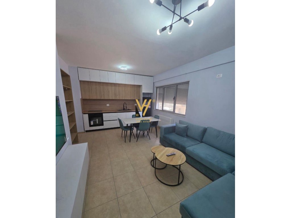 Jepet apartament 1+1+blk me qera te 5 maji 50.000 leke
