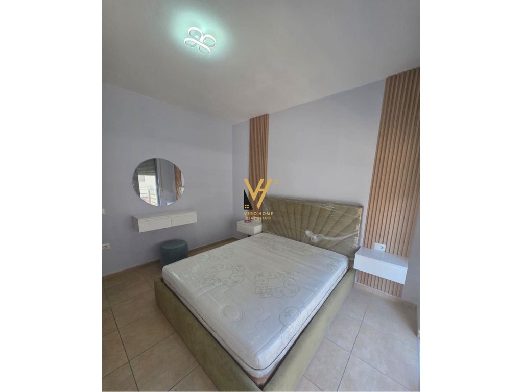 Jepet apartament 1+1+blk me qera te 5 maji 50.000 leke