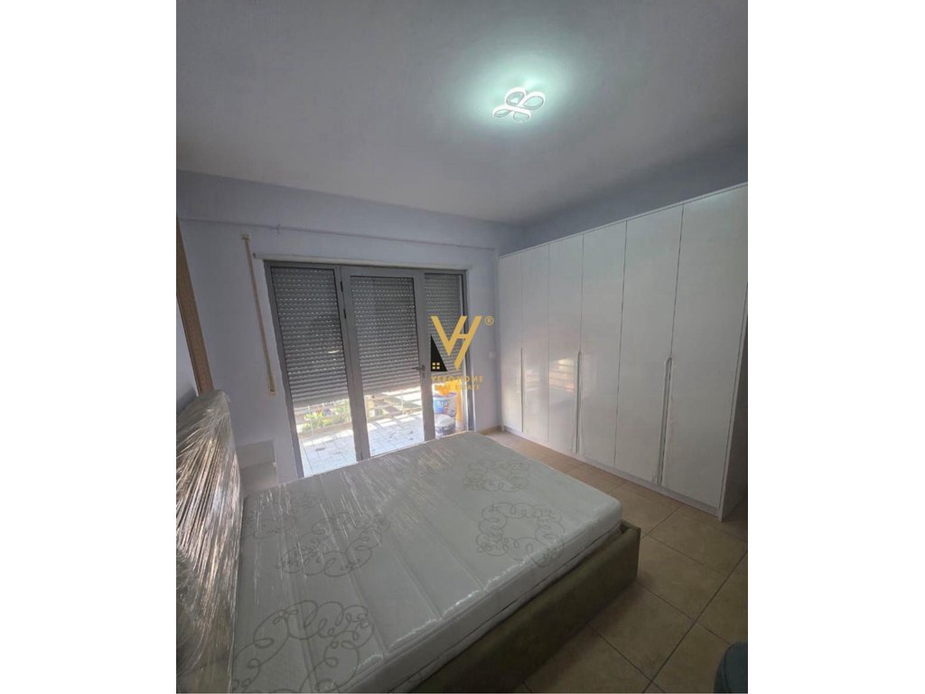 Jepet apartament 1+1+blk me qera te 5 maji 50.000 leke