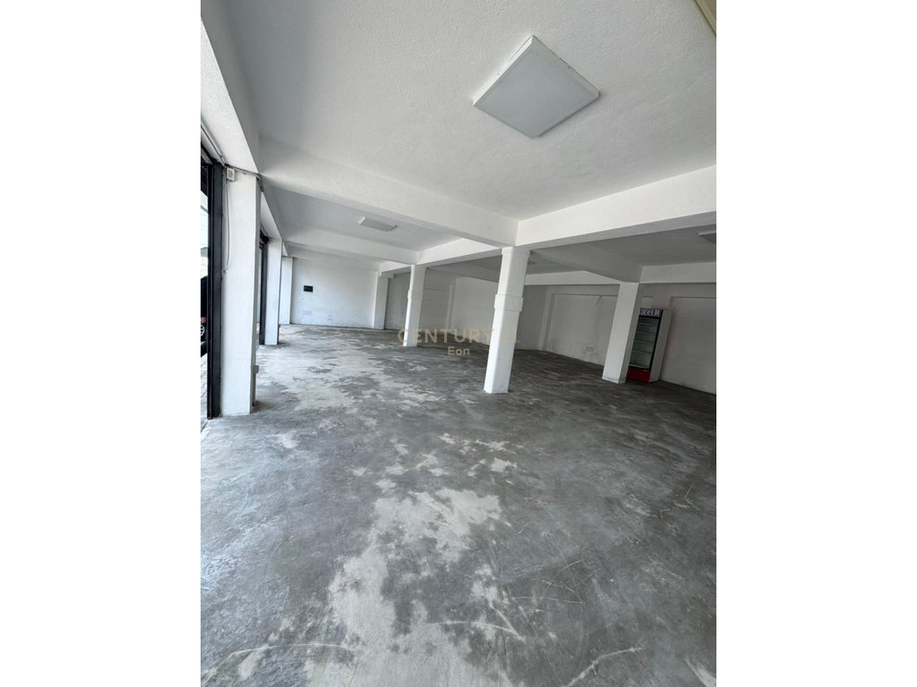 Espacio multifuncional en alquiler en ish kënetë, Durrës! (2)