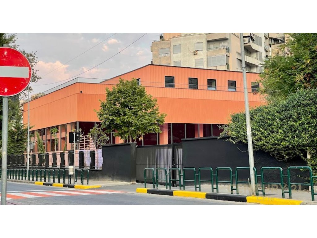 Ambiente comercial à venda – Complexo 'Halili' (5)