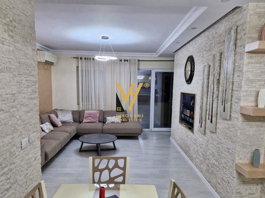 Appartement 3+1+2+blk à vendre à porcelan 219 000 euros