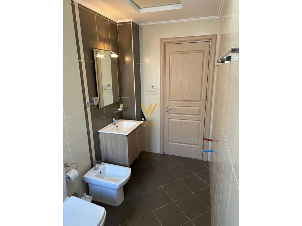 Jepet apartament 1+1 me qira te 5 maji 620 euro
