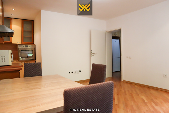 Banesë / zyrë 57.48m² me #qira në ulpianë
