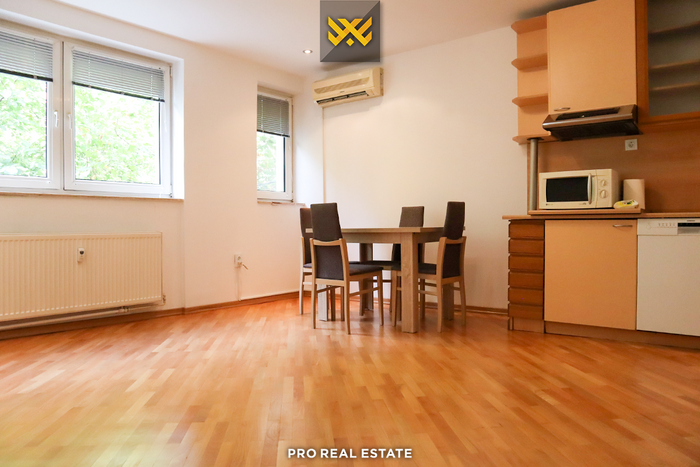 Banesë / zyrë 57.48m² me #qira në ulpianë