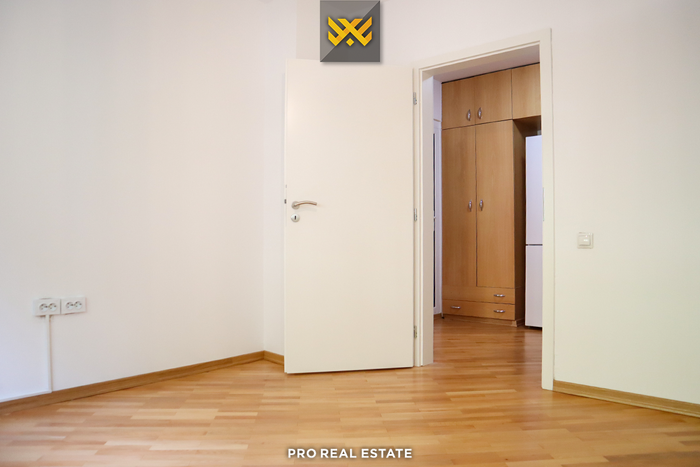 Banesë / zyrë 57.48m² me #qira në ulpianë