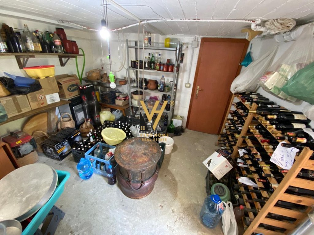 Casa de dos pisos en venta en marikaj, vore 1.000 euros (7)