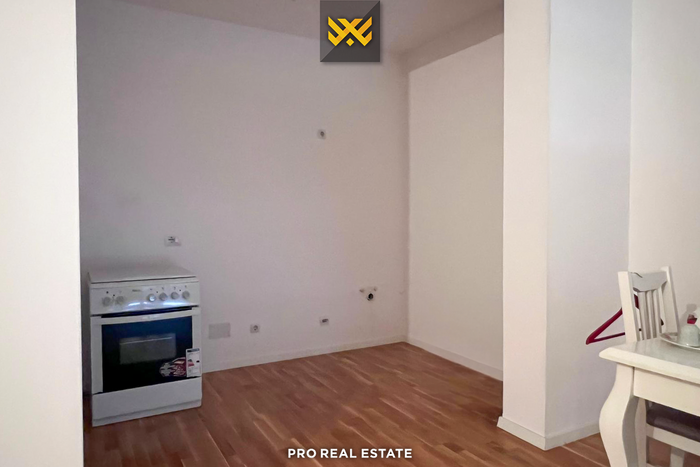 Apartamento de 74m² para aluguel em Prishtina e Re