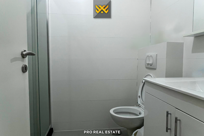 Apartamento de 74m² para aluguel em Prishtina e Re