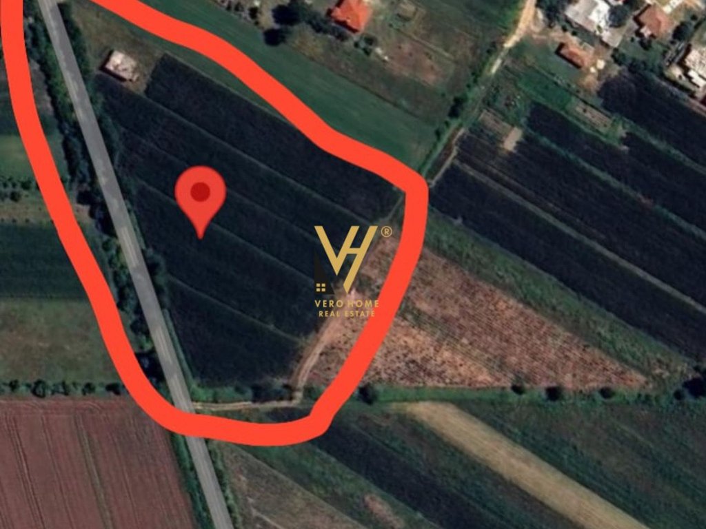 Terra em venda 8.600 metros quadrados em thumane 360.000 euros