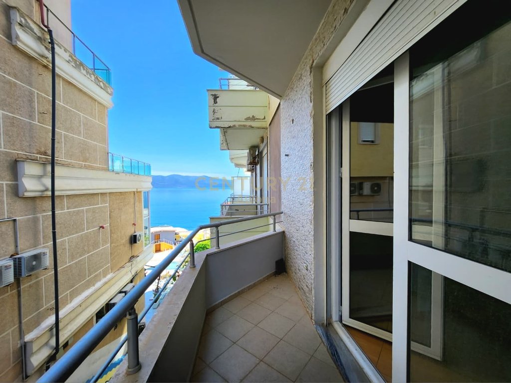 Apartamento 1+1 à venda em frente ao castelo, uji i ftohtë (5)
