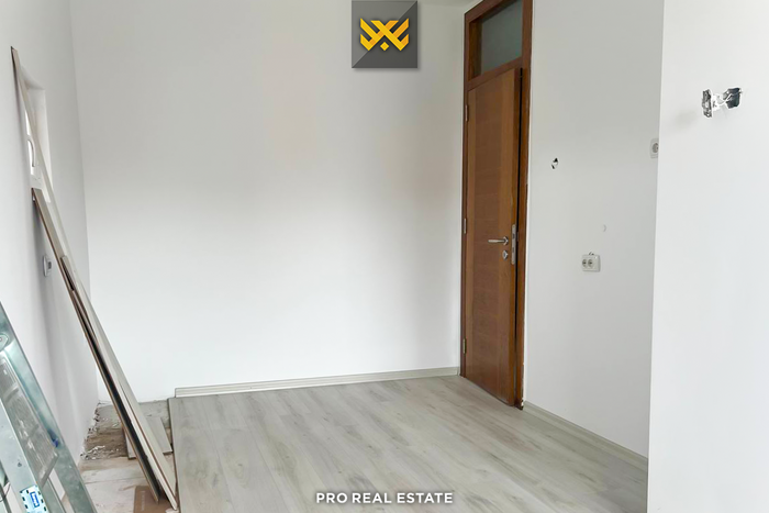 Banesë / zyrë 75m² me #qira në dardani