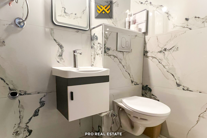 Banesë / zyrë 75m² me #qira në dardani