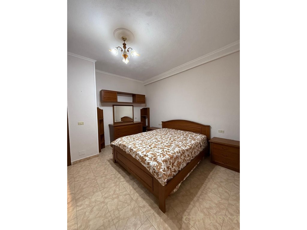 Apartamento en alquiler 2+1+2 + 2 balcones en la última estación de Tirana! (6)