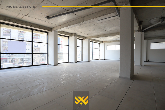 Propriété afarist 1450m² à vendre à Fushë Kosovë. (4)