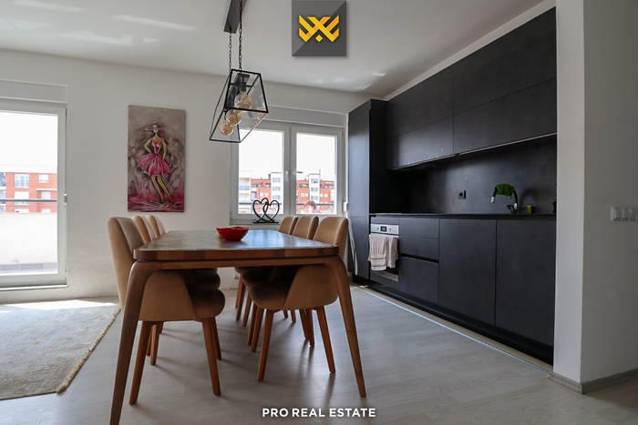 Banesë 112m² + 39m² me #qira në lagje të spitalit