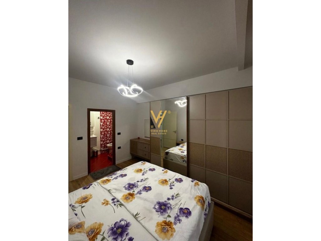 Jepet apartament 2+1+2 me qira te myslym shyri 1.000 euro