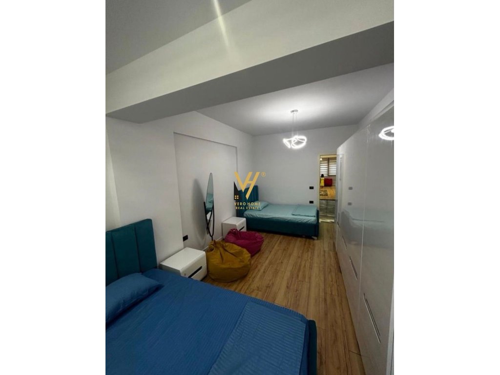 Jepet apartament 2+1+2 me qira te myslym shyri 1.000 euro