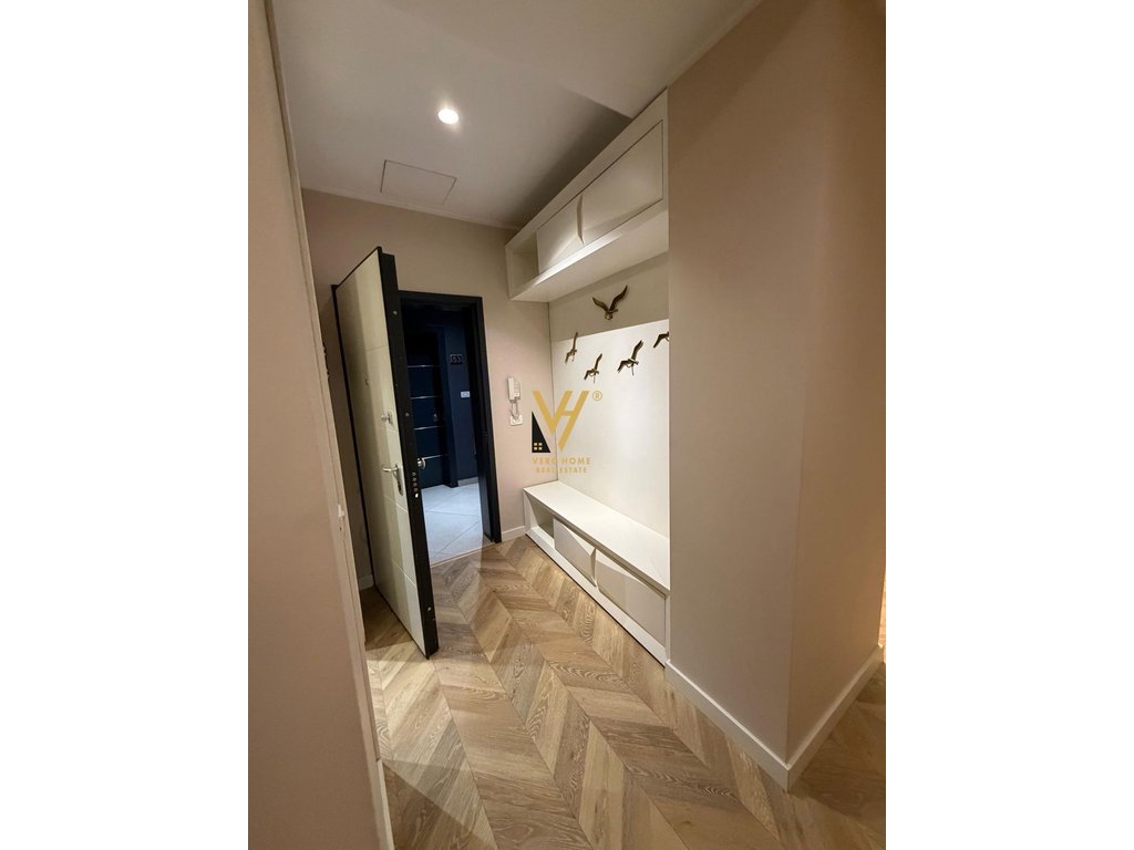 Jepet apartament 1+1+blk me qera te rruga elbasanit, park gate 1.300 euro