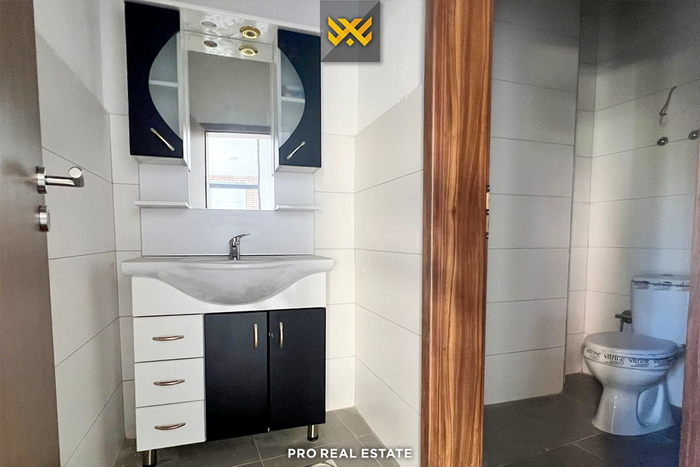 Lokal 83m² me #qira te Prishtina e Re