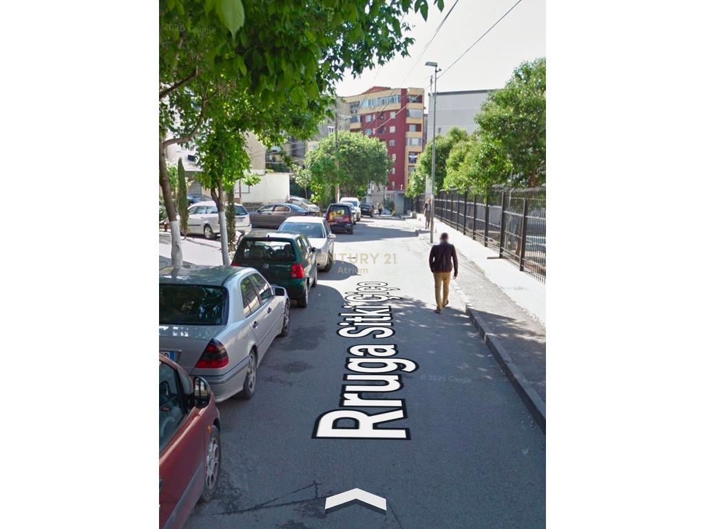 Okazion! Shitet ambient komercial prane shkolles niket dardani!!