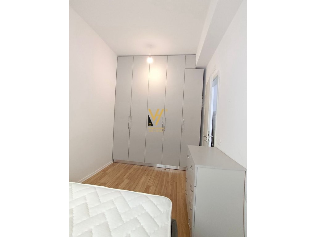 Jepet apartament 1+1+blk me qera te mangalemi, Ali Demi 40.000 leke (4)
