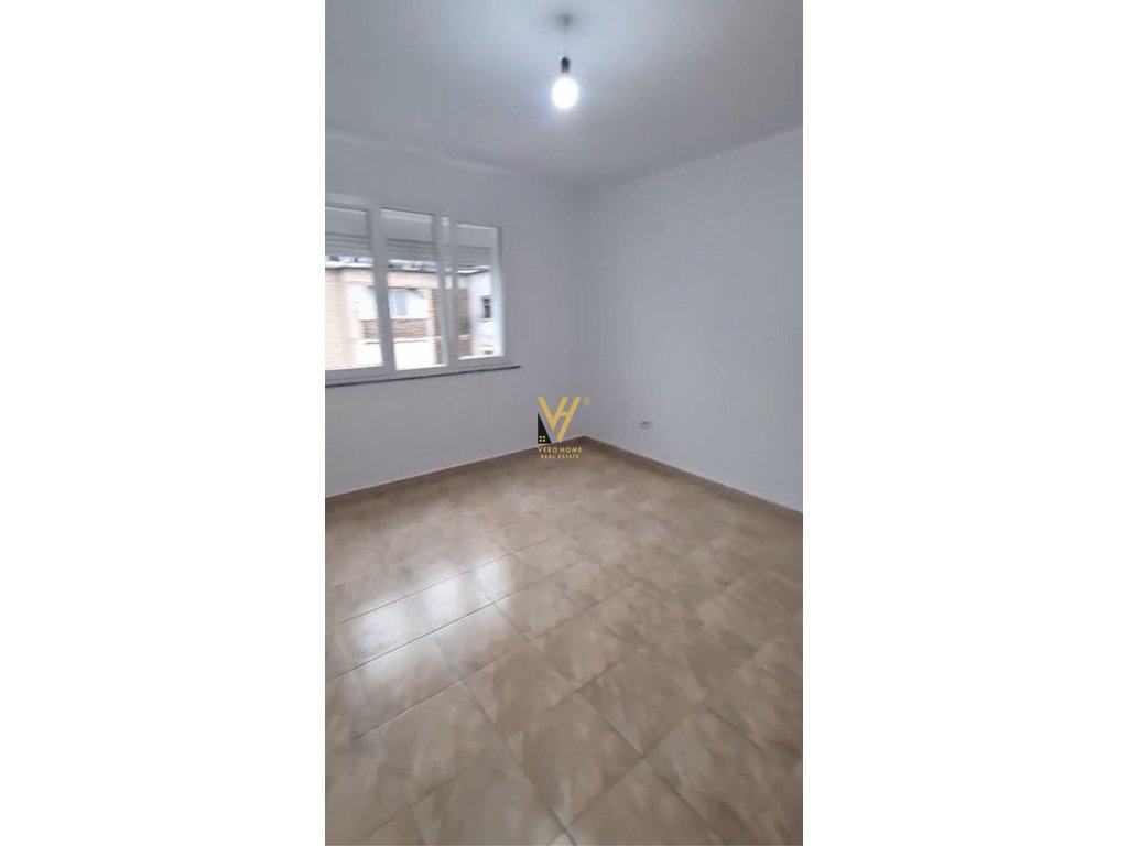 Apartamento à venda 1+1+blco na rua kavajes 130.000 euros