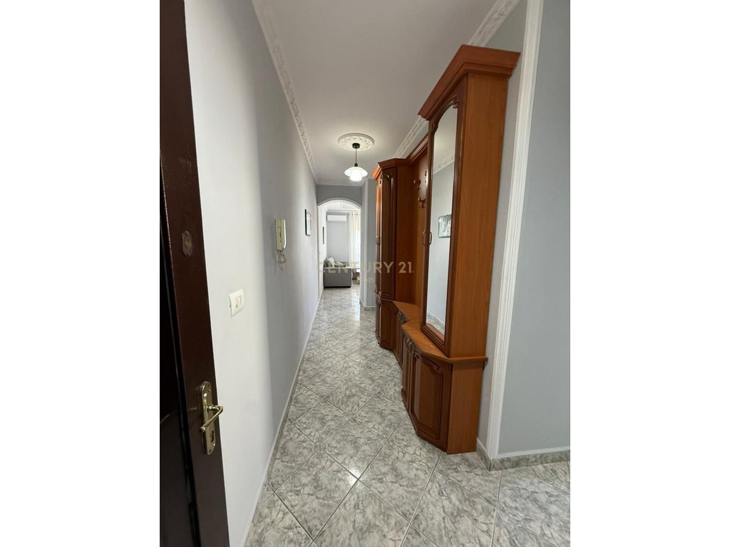 Apartamento 1+1 en venta en durres, playa