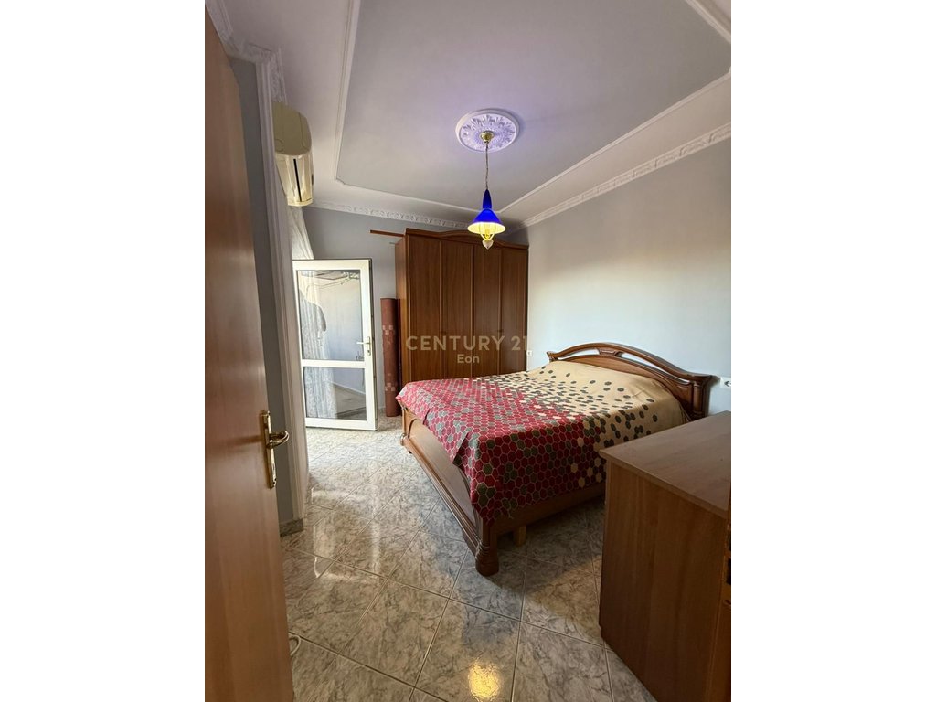 Apartamento 1+1 en venta en durres, playa
