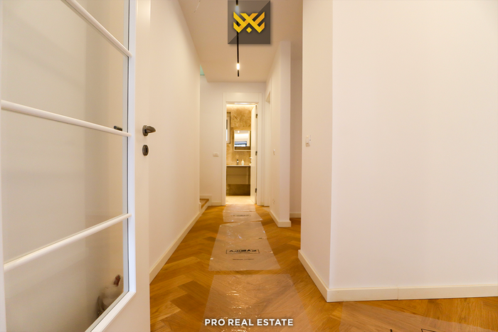 Casa de 217,6m² + 60m² à venda na vila de qershia (8)