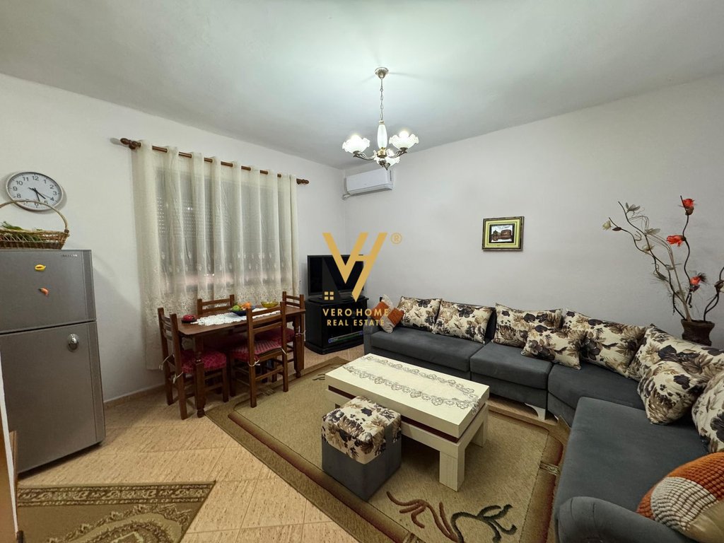 Jepet apartament 2+1 me qera ne laprake 52.000 leke