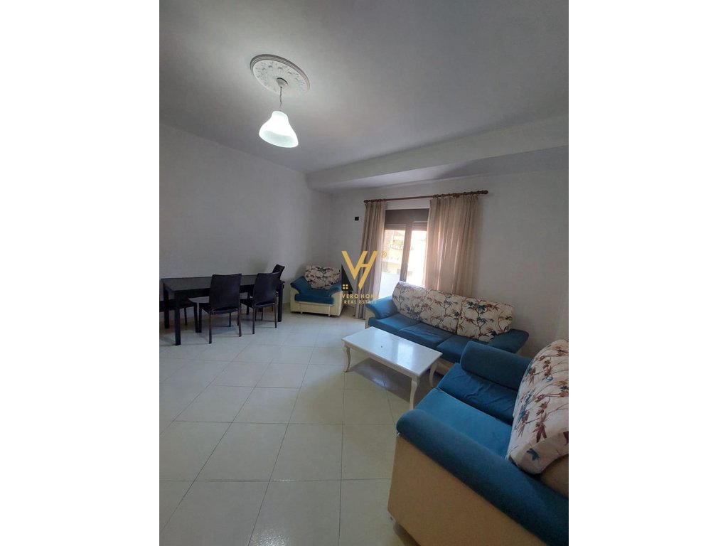 Jepet apartament 2+1+blk me qera te shkolla bajram curri 45.000 leke