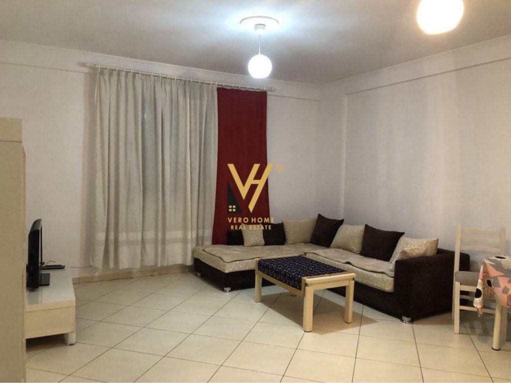 Apartment 1+1+block zu mieten in don bosko 50.000 leke