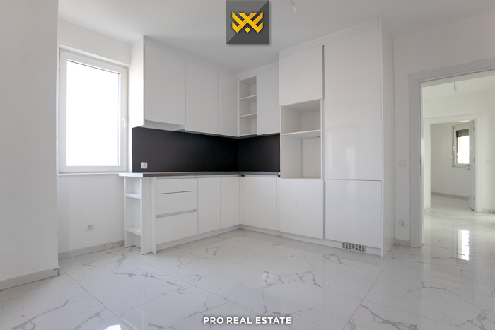 Objekt 590m² + 150m² me #qira në emshir.