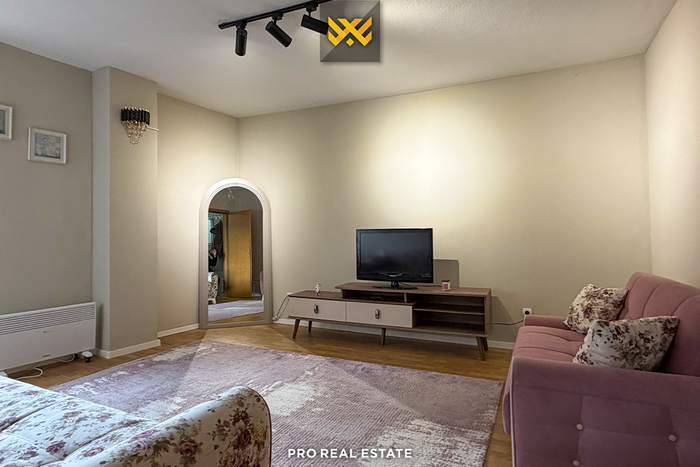 Apartamento de 65m² para aluguel em vellushë