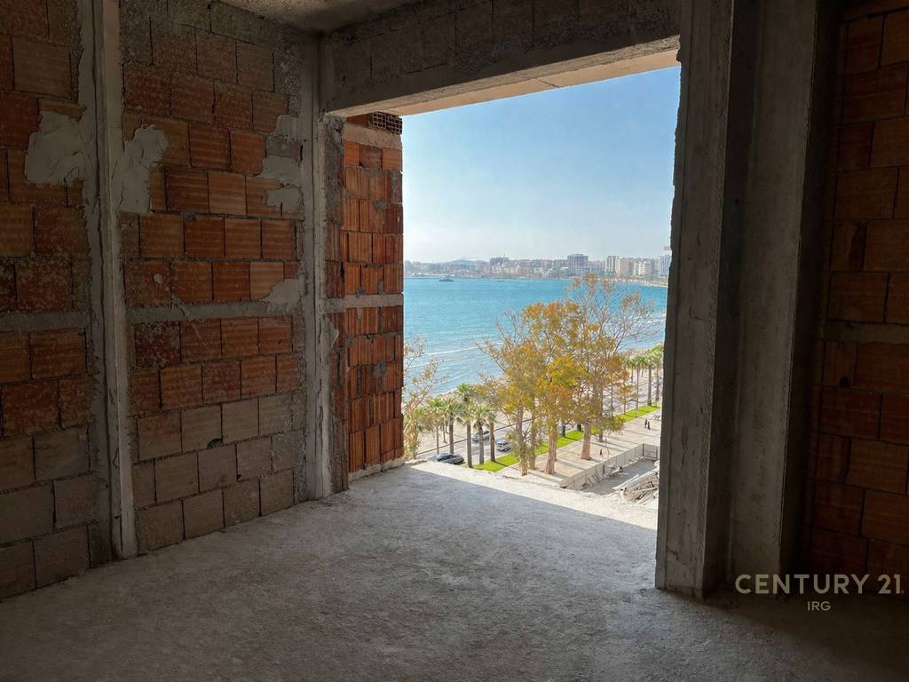 Apartamento 1+1 com vista para o mar no 'Rezidenca Poseidon', lungomare!