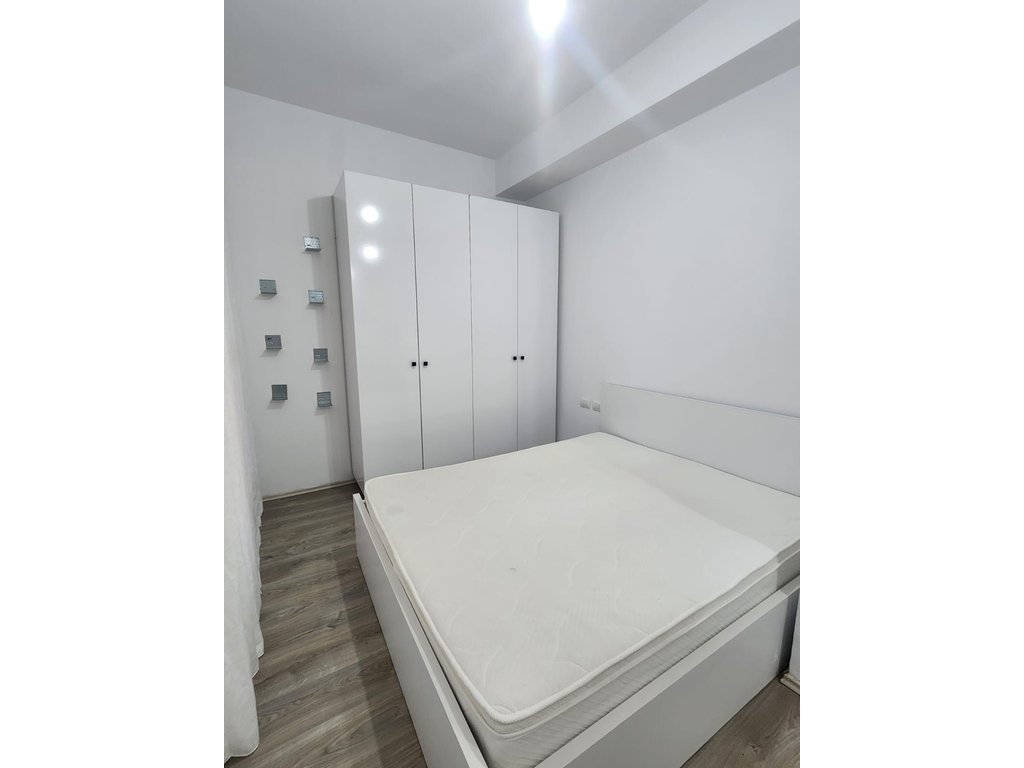 Shitet studio ne Ali Demi!