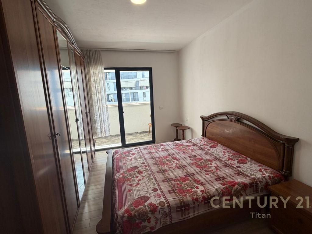 Shitet apartament 2+1 tek 5 maji (3)