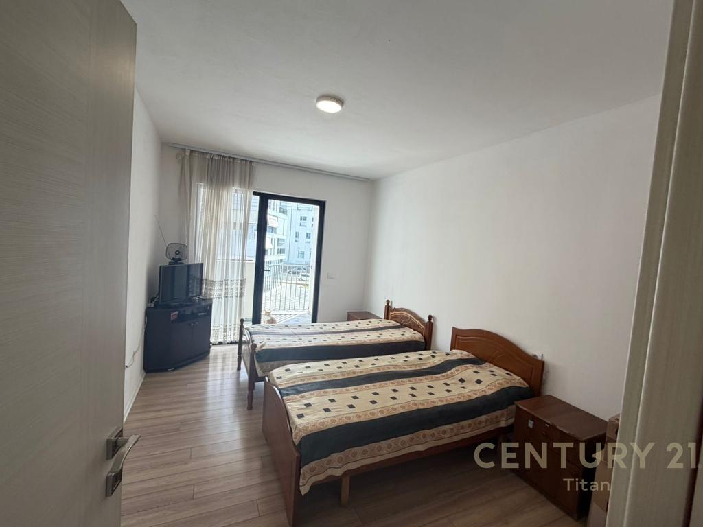 Shitet apartament 2+1 tek 5 maji (4)