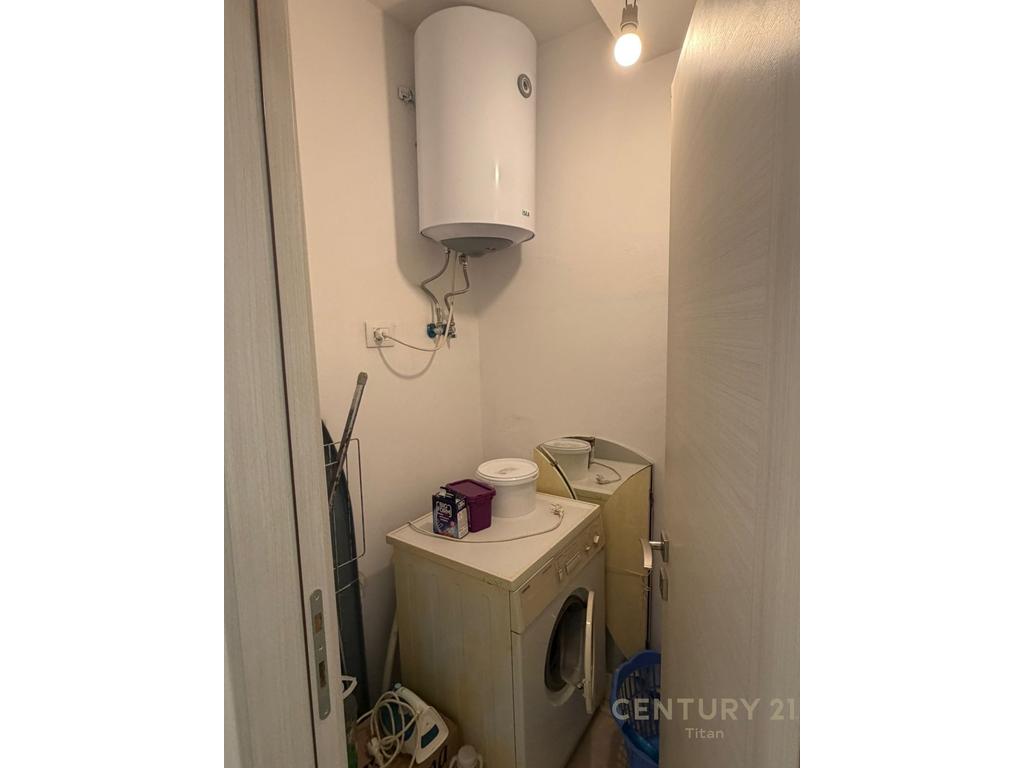Shitet apartament 2+1 tek 5 maji (7)